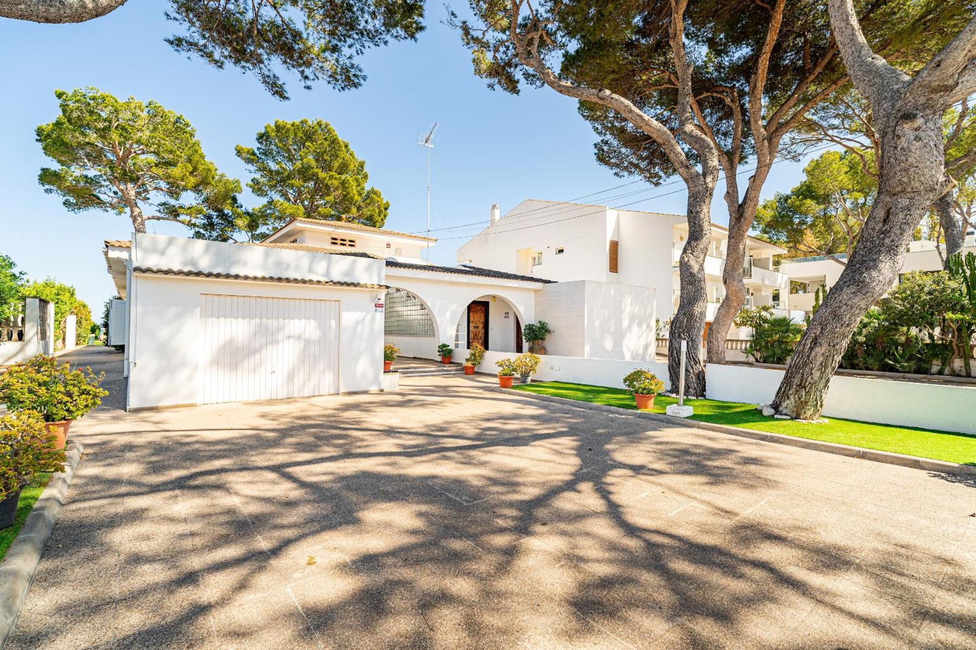 Villa Garballo Alcudia - Sea Front Exterior photo