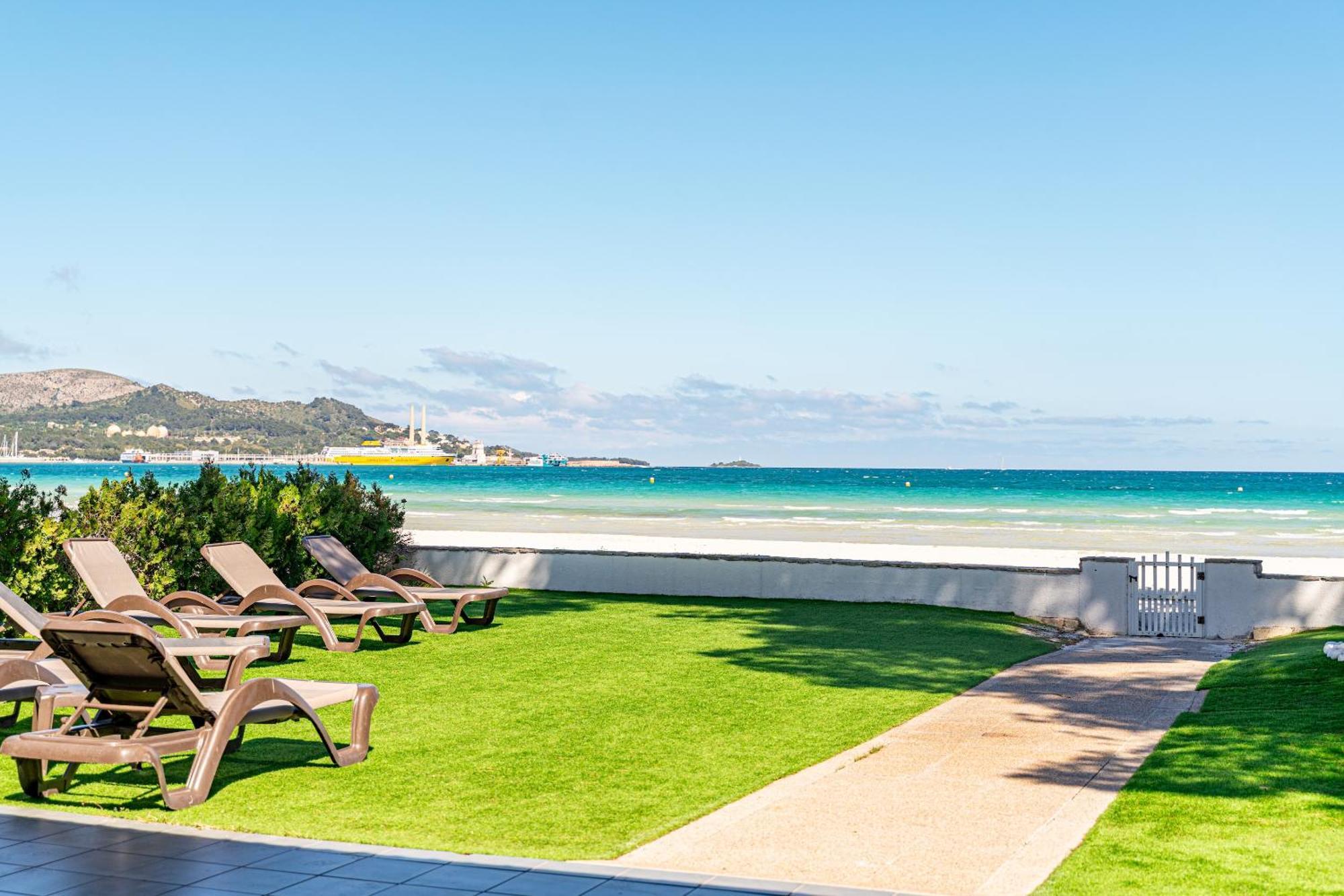 Villa Garballo Alcudia - Sea Front Exterior photo
